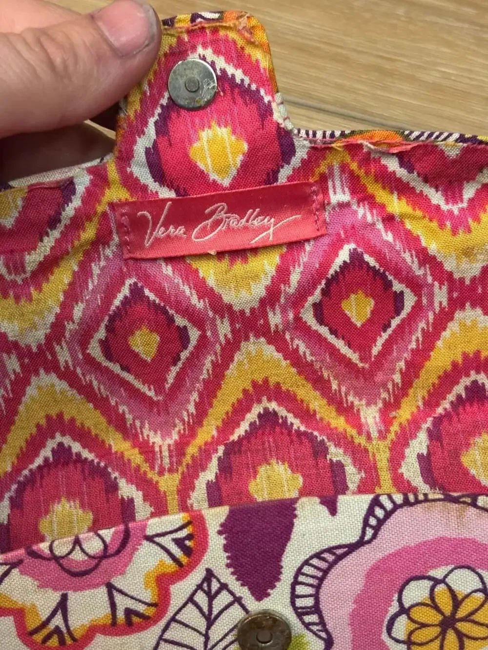 Vera Bradley Rare Vintage Clementine Floral Hard Eyeglass Case Magnetic Closure